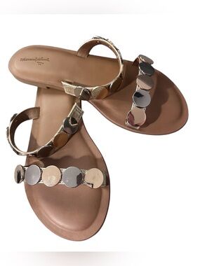 Universal Thread Women's Metallic Disc Strap Sandals - Nude
